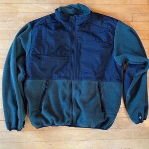 Campmor green and black nylon and fleece jacket